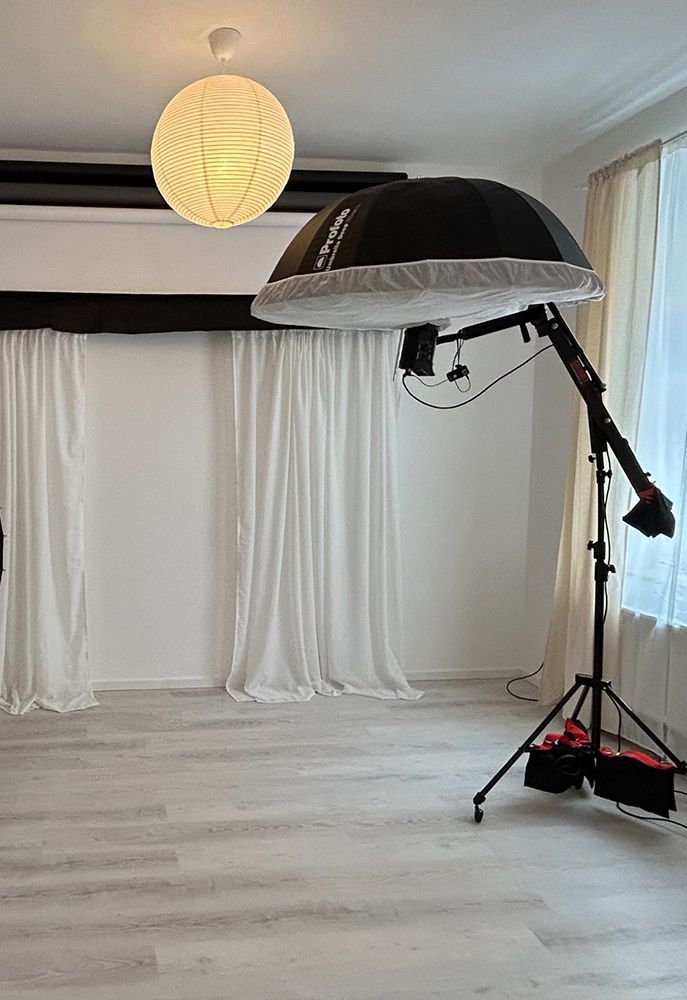 Professionelles Lichtsetup für Baby Shooting im Studio Düsseldorf